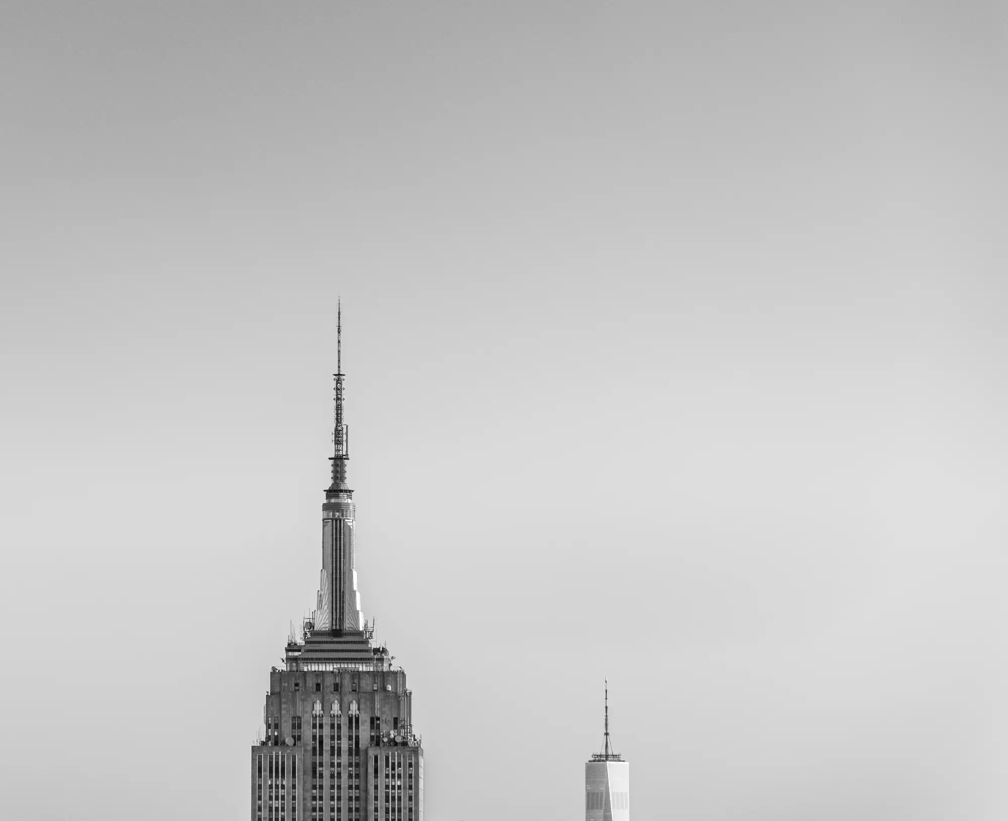 ilka mueller B W New York Empire Top